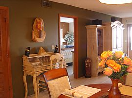 Luxury OCEANFRONT condo FULLY furnished in Ormond Beach, FL (Photo 4 of 6)