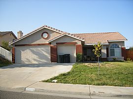 Very cute 3bedroom 2 bath in Lake Elsinore, CA