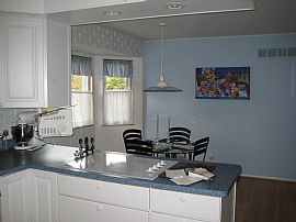 Beautiful 4 bedroom, ready to rent!! in West Bloomfield, MI (Photo 3 of 5)