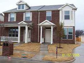 Great Location Plano Townhome in Plano, TX