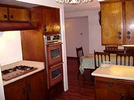 Gracious Gendel House - Great Location in La Puente, CA (Photo 5 of 6)