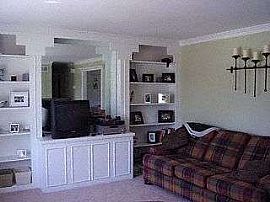 Adorable Ranch for Rent in Brighton, MI (Photo 2 of 4)