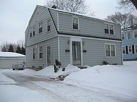 2 Bedroom Upper and Lower Units  in Greenfield, WI