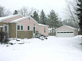 2BR DUPLEX BASEMENT GARAGE AVAIL NOW in Saint Louis Park, MN