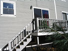 luxurious mordern townhouse in Providence, RI (Photo 2 of 2)