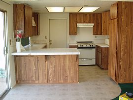 Large family ranch style home in Rialto, CA (Photo 2 of 3)