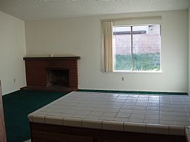 Large family ranch style home in Rialto, CA (Photo 3 of 3)