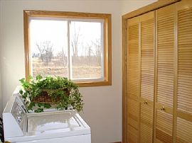 3 BR Townhome w/ 2 Car Garage in Farmington, MN (Photo 3 of 4)