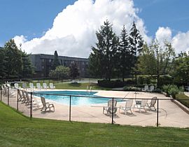 Beautiful 2 Bedroom Condo-Close to Shopp in Carol Stream, IL