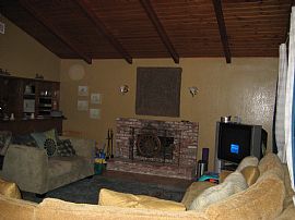 Spacious Family Home in La Mirada, CA (Photo 3 of 3)