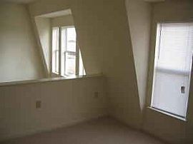 Luxurious LOFT Condo for Rent in Fairfax, VA (Photo 5 of 6)
