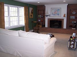 4 BR/3.5 BA Gorgeous Home in Annapolis!! in Annapolis, MD (Photo 4 of 5)
