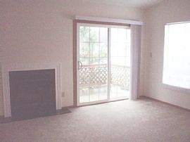 Beautiful Condo for Rent or Rent to own in Broadview Heights, OH