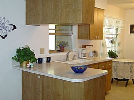 One Half Off First Month 2/2 Great Area in Beverly Hills, FL (Photo 3 of 6)