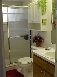 One Half Off First Month 2/2 Great Area in Beverly Hills, FL (Photo 5 of 6)