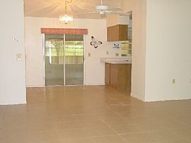 One Half Off First Month 2/2 Great Area in Beverly Hills, FL (Photo 6 of 6)