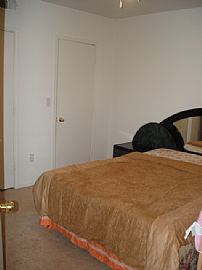 Nice 2 bdrm, 2 bath in Las Vegas, NV (Photo 3 of 6)