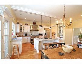 Executive Home in Tashua-Furnished!! in Trumbull, CT (Photo 4 of 6)