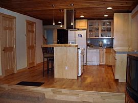 Quiet 3 Bedroom Lake Tahoe Retreat Home with Private Beaches  in Incline Village, NV (Photo 3 of 6)