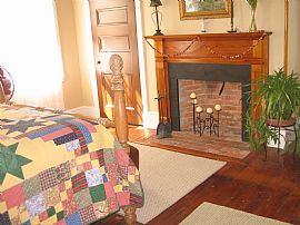 Stay in a restored 220 yr old colonial  in Crosswicks, NJ (Photo 4 of 6)