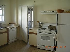 Spacious 2 bedroom,pets ok, near redline in Cambridge, MA