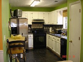 3BD ranch next to Gwinnet place mall in Duluth, GA (Photo 3 of 6)