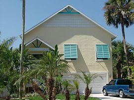 Riverfront 3BR/2.5BA POOL home with dock in Ormond Beach, FL (Photo 2 of 6)