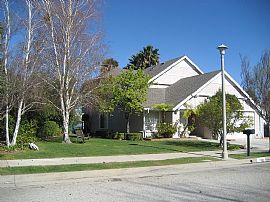 LIVE IN STYLE IN A MAGNIFICENT VIEW HOME in Encino, CA