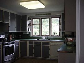 Lake Cochituate Waterfront Rental in Wayland, MA (Photo 3 of 6)