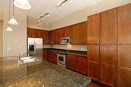 2 Mos.FREE!Upgraded Luxury Exec Townhome in Glendale, AZ (Photo 3 of 5)