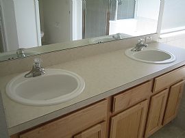 HOME FOR RENT IN GATED COMMUNITY in Orlando, FL (Photo 3 of 6)