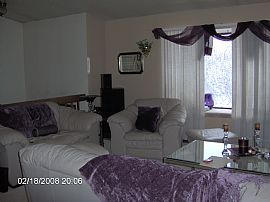 Beautiful Bi-Level in Cheyenne Meadows in Colorado Springs, CO (Photo 2 of 6)