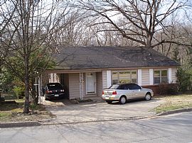 Midtown convenience in Little Rock, AR