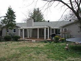 Rent this 2600 sqr feet 4br/2.5bth beaut in Lebanon, TN (Photo 3 of 3)