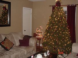 Single Family Home For Rent in Berryville, VA (Photo 3 of 4)