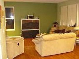 RTO Beautiful 2500 Sq Ft Home - 4 Beds in Gilberts, IL (Photo 3 of 6)