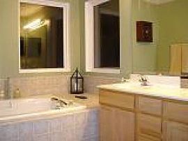 RTO Beautiful 2500 Sq Ft Home - 4 Beds in Gilberts, IL (Photo 4 of 6)