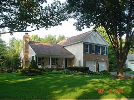 Single Family Pool Home  in Montgomery Village, MD (Photo 6 of 6)