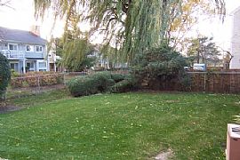 3 BR, 2.1 BA Two-Story in Stev HS Dist! in Buffalo Grove, IL (Photo 4 of 4)