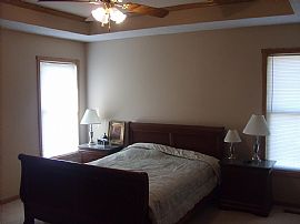 Spacious House in Olathe in Olathe, KS (Photo 4 of 6)