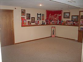 Spacious House in Olathe in Olathe, KS (Photo 5 of 6)