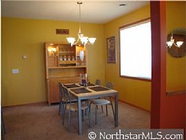 Beautiful townhome for rent! in Maple Grove, MN (Photo 4 of 6)