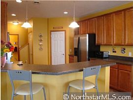 Beautiful townhome for rent! in Maple Grove, MN (Photo 5 of 6)