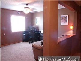 Beautiful townhome for rent! in Maple Grove, MN (Photo 6 of 6)