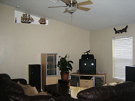 3/2/2 FOR RENT/LEASE OPTION PETS OK  in Cape Coral, FL (Photo 3 of 6)