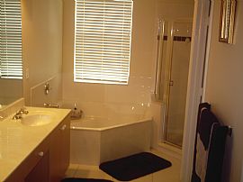 4/2.5 Monarch Lakes Beauty in Miramar, FL (Photo 5 of 6)