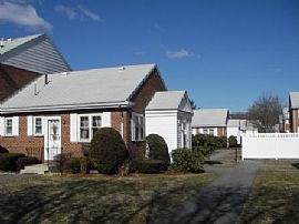 Excellent 2Br in Lexington MA -Townhouse in Lexington, MA