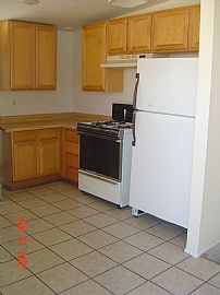 Save Money - Rent! Duplex   in 29 Palms, CA (Photo 3 of 6)