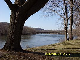 Beautiful Riverfront 2 story Colonial in Belvidere, NJ (Photo 2 of 6)
