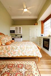 Gabriel's at the Ashbrooke Inn  in Provincetown, MA (Photo 3 of 6)